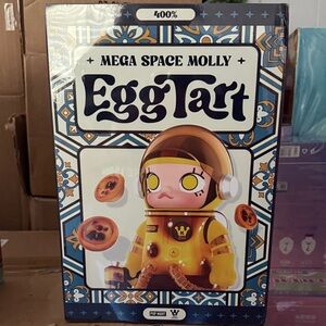 Mega Space Molly 400% Egg Tart